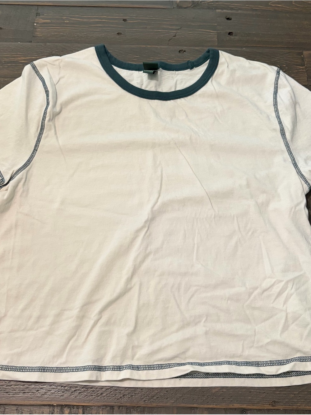 Wild Fable Women’s Medium White T-Shirt Dark Teal Contrast Stitching